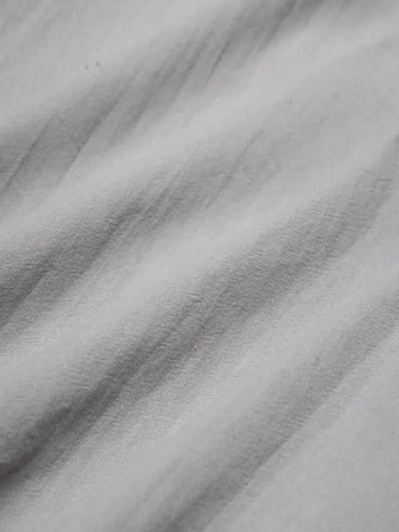 Langärmliges Leinenhemd mit Mandarinkragen und Knopfleiste