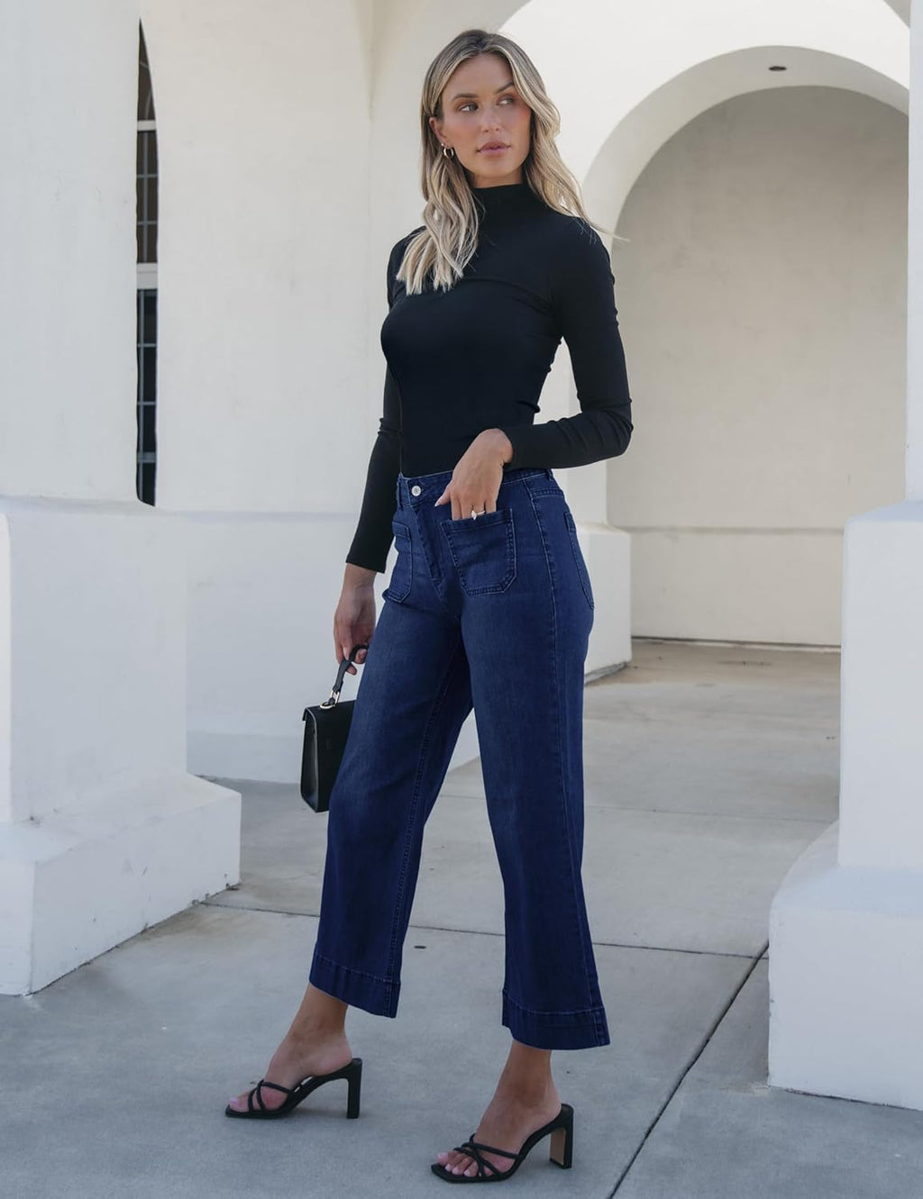 Women's wide-leg jeans, stylish high-waisted flared jeans