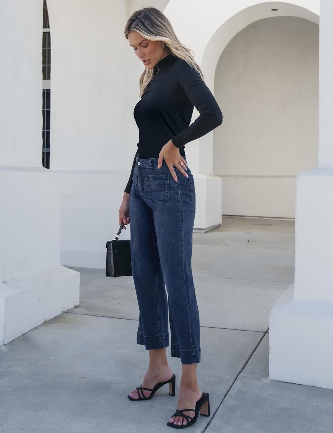 Women's wide-leg jeans, stylish high-waisted flared jeans