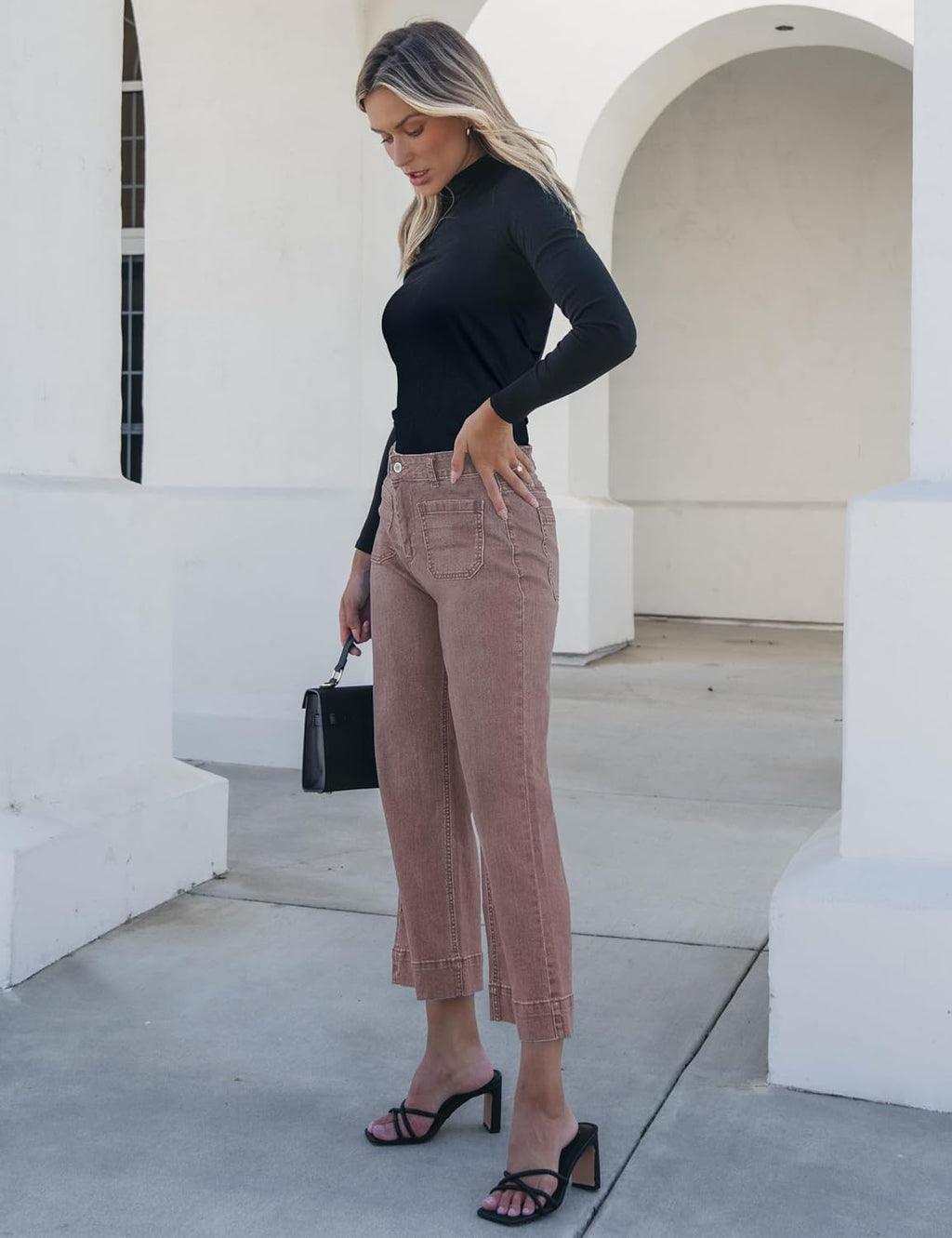 Women's wide-leg jeans, stylish high-waisted flared jeans