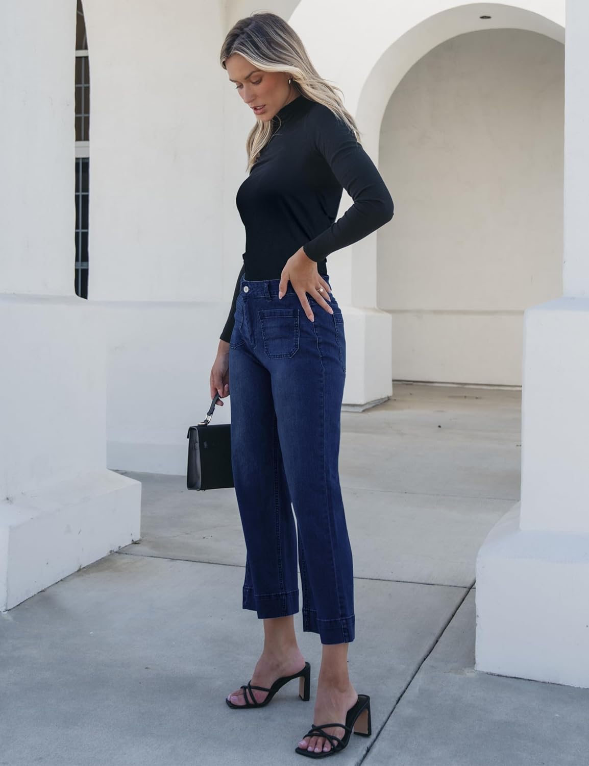 Women's wide-leg jeans, stylish high-waisted flared jeans