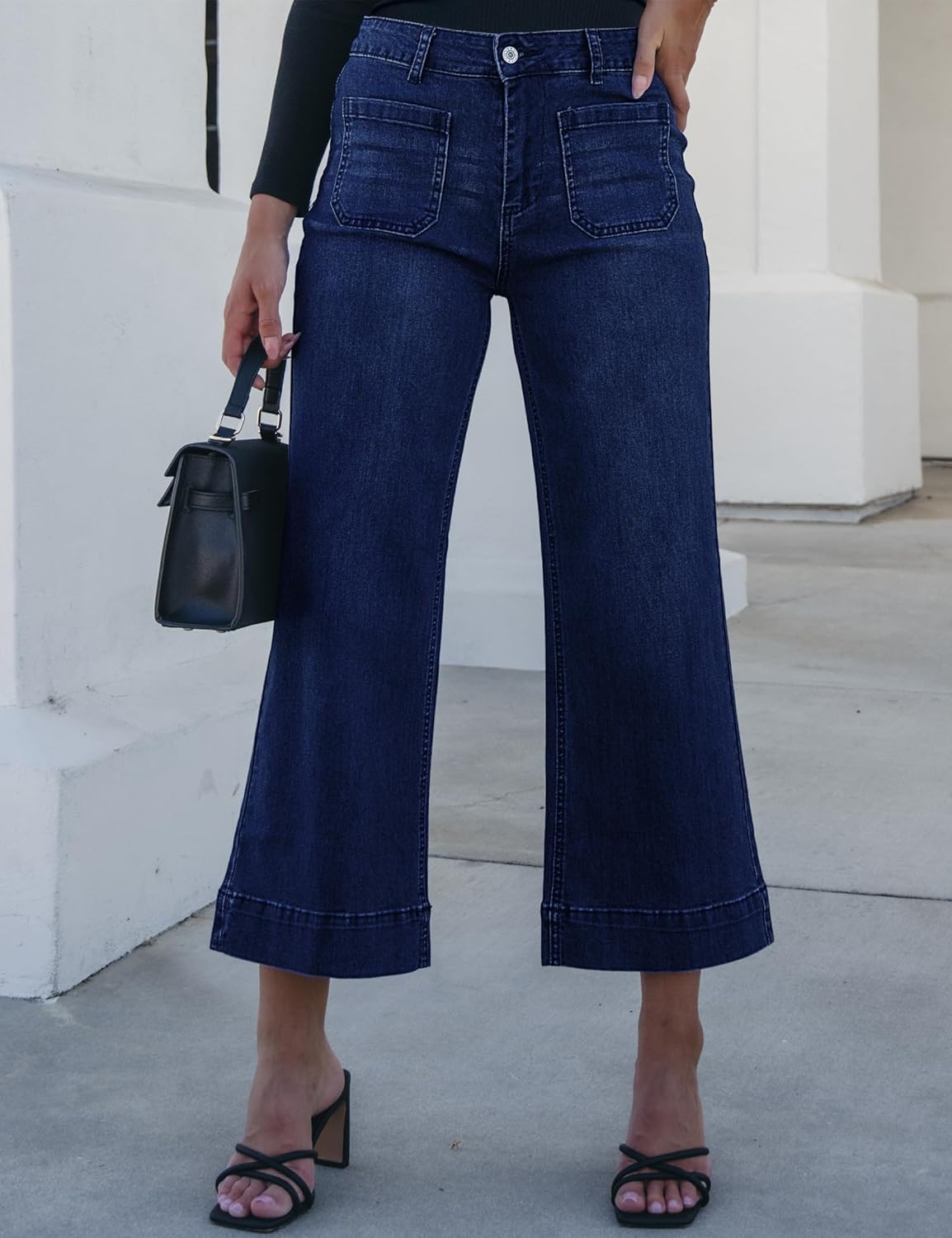 Women's wide-leg jeans, stylish high-waisted flared jeans