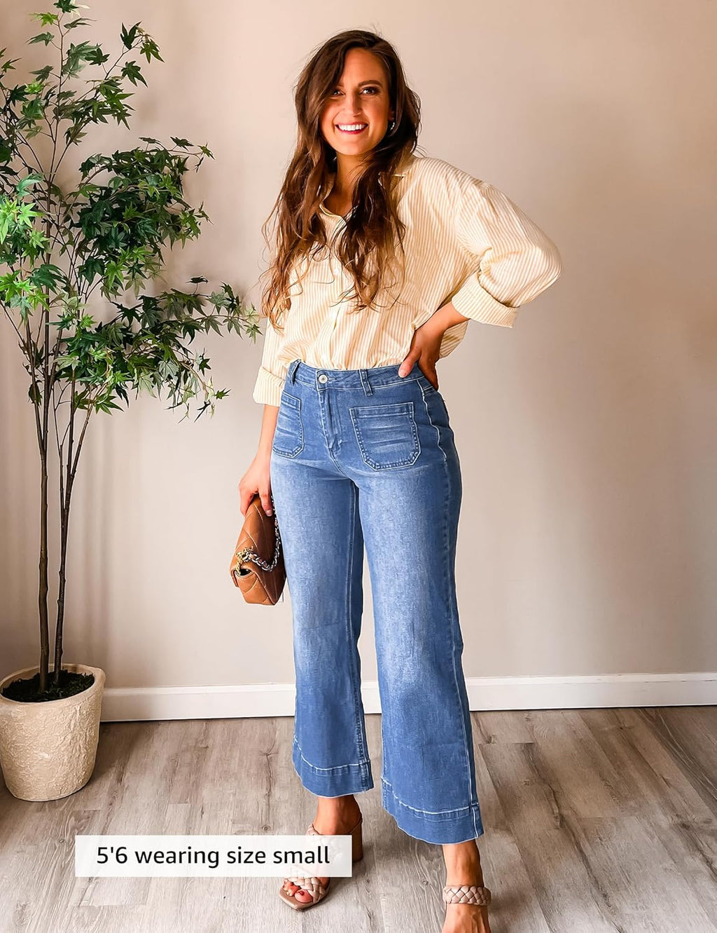 Women's wide-leg jeans, stylish high-waisted flared jeans