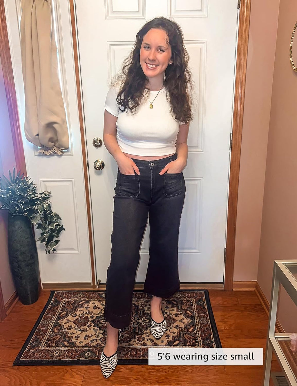 Women's wide-leg jeans, stylish high-waisted flared jeans